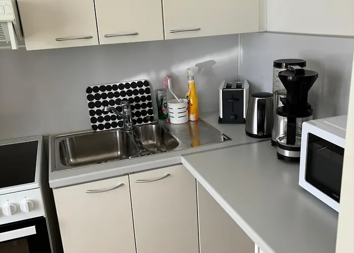 Compact Pretty Apartment, Great Location Appartamento Pori